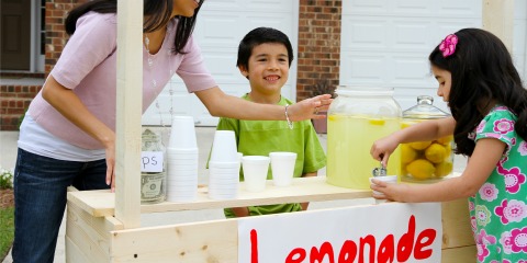 Family Bonding Activities: Lemonade Stand